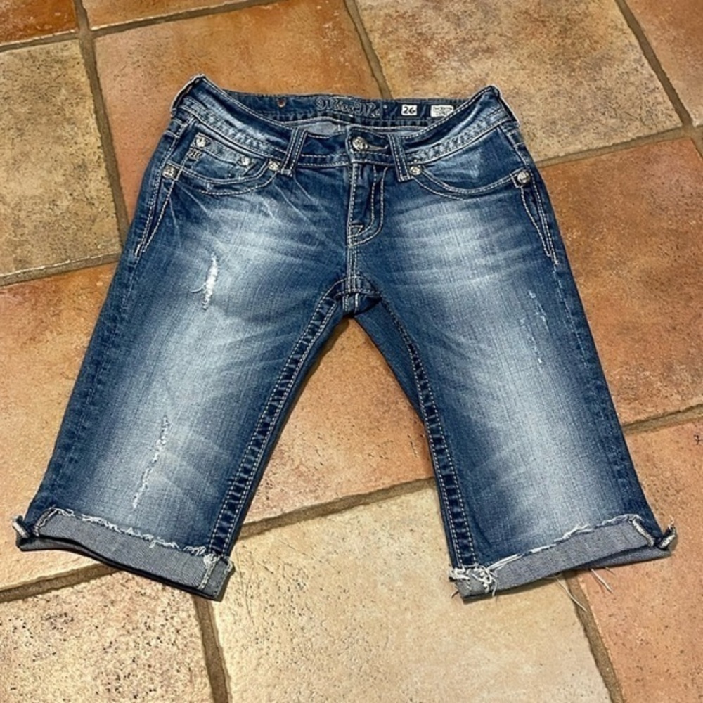 Miss Me Capri Bermuda shorts size 26 - Picture 1 of 5